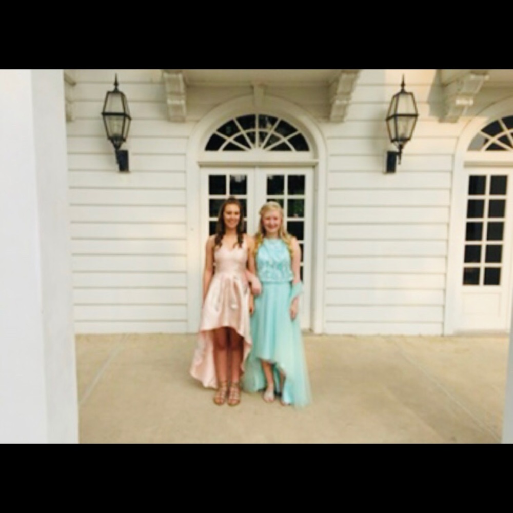 Meet your Posher, Emily